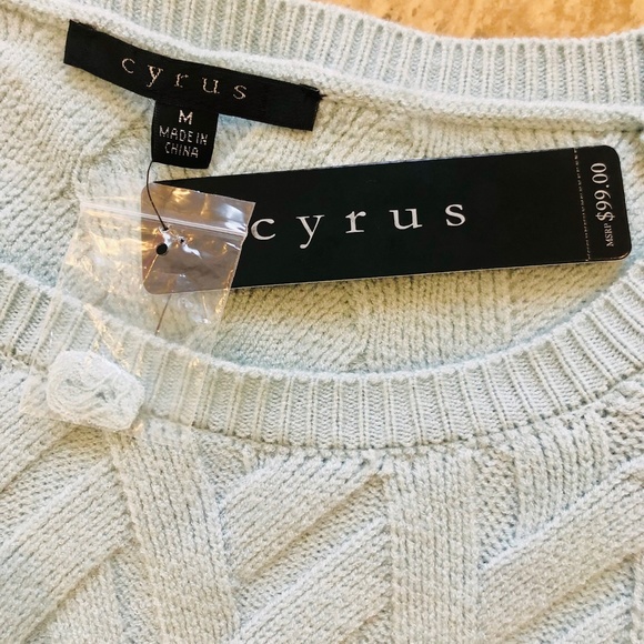 Cyrus Women’s Pullover Crew Neck Sweater - Picture 4 of 4